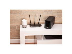 APC Easy UPS BVX 900VA 230V IEC