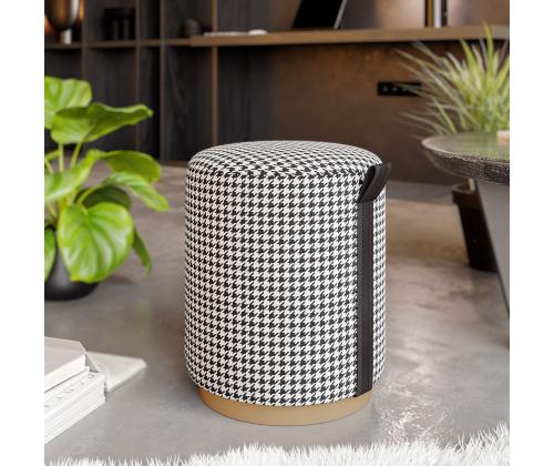 Macaria - Black, White