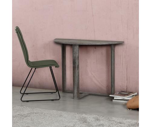 Middle - Jackson Pine