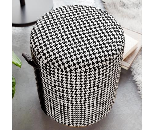 Macaria - Black, White