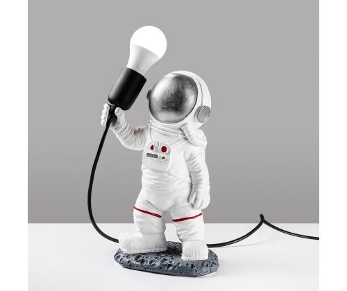 Laud Astronaut - 3