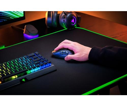 Razer Naga V2 Pro Wireless Gaming Mouse RF Wireless + Bluetooth + USB-C, 30000 DPI, Black