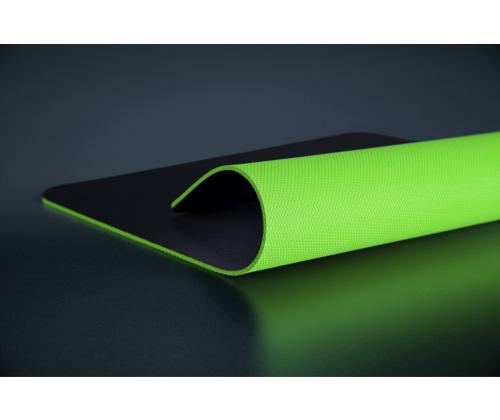 Razer Gigantus V2 Gaming mouse pad - Large, Black/Green
