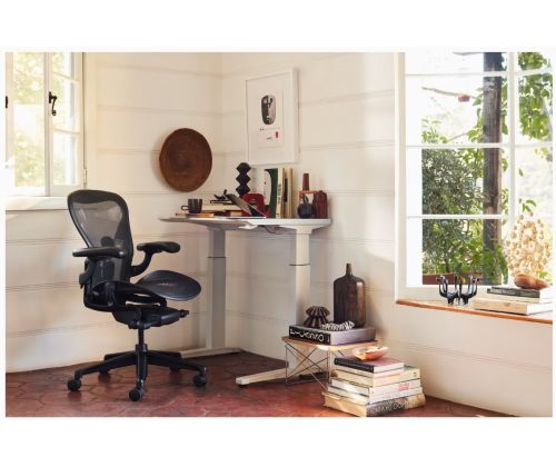 Kontoritool HERMAN MILLER Aeron B must Computer chairs