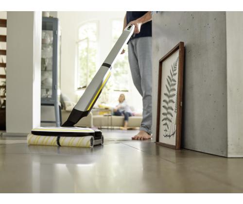 Vacuum Cleaner KARCHER Dry&wet Electric broom White/Black/Yellow Bagless Battery  4.3 kg 1.055-701.0