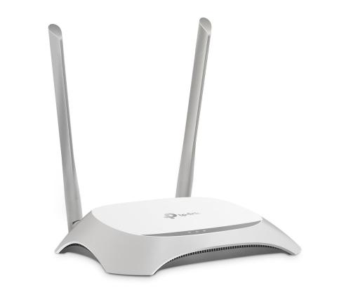 Wireless Router TP-LINK Wireless Router 300 Mbps IEEE 802.11b IEEE 802.11g IEEE 802.11n 1 WAN 4x10…