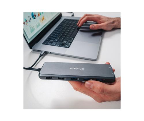 VERBATIM USB-C Pro Multiport Hub 13 Port