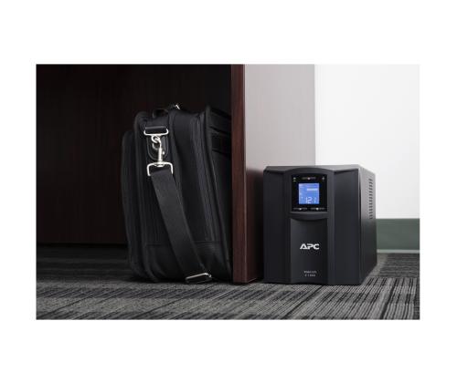 APC Smart-UPS C 1000VA LCD 230V with SC