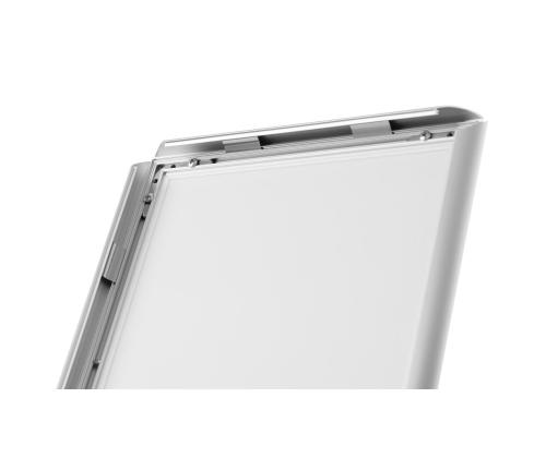 Infoalus põrandale Sentry A4 formaadile kandiline jalg