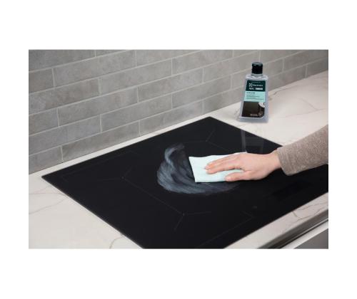 Pliidiplaadi puhastusvahend Electrolux