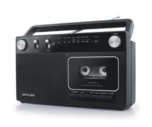 Muse, FM, must - Raadio kassetiga