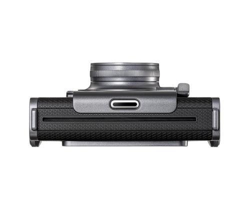 Fuji Instax Wide Evo, must - Kaamera