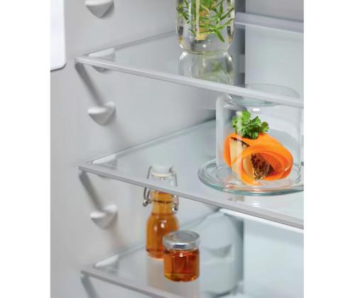Electrolux 700, No Frost, 248 L, kõrgus 178 cm - Integreeritav külmik