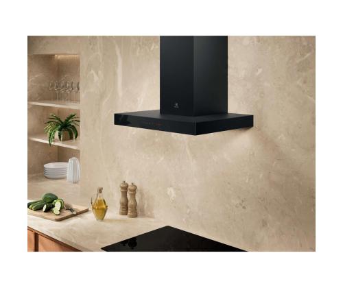 Electrolux 700 Seeria, 730 m³/h, laius 60 cm, must - Õhupuhasti