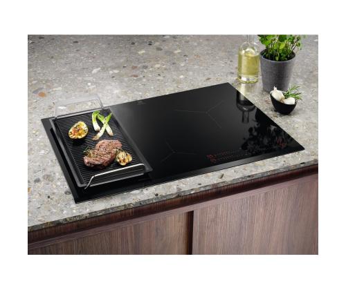Electrolux 700 seeria SenseBoil Hob2Hood, laius 80 cm, must - Integreeritav induktsioonpliidiplaat