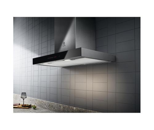 Electrolux, 720 m³/h, laius 60 cm, must/roostevaba teras - Õhupuhasti