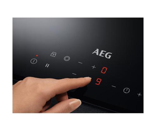 AEG, laius 29 cm, raamita, must - Integreeritav keraamiline pliidiplaat