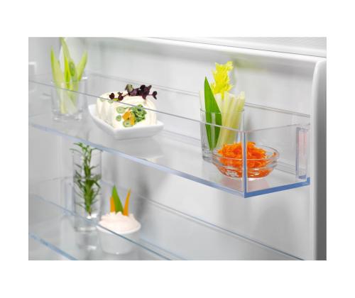 Electrolux 700 Series, No Frost, 256 L, kõrgus 178 cm - Integreeritav külmik