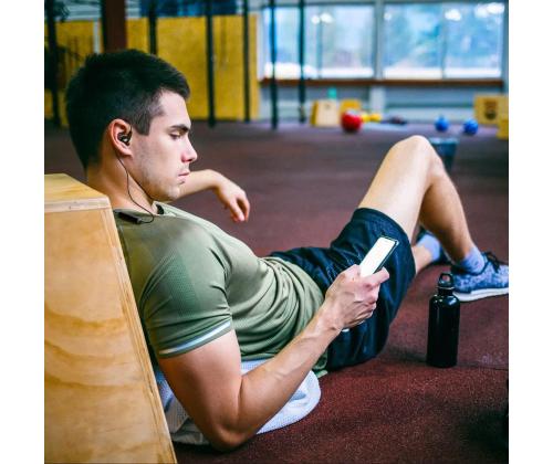 JBL Endurance Run 3, must - Kõrvasisesed juhtmevabad spordiklapid