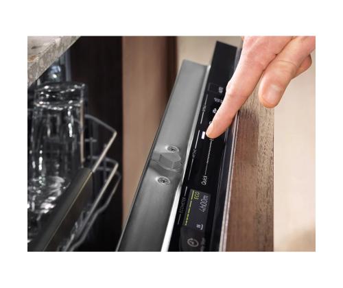 Electrolux 700 GlassCare, 15 nõudekomplekti - Integreeritav nõudepesumasin