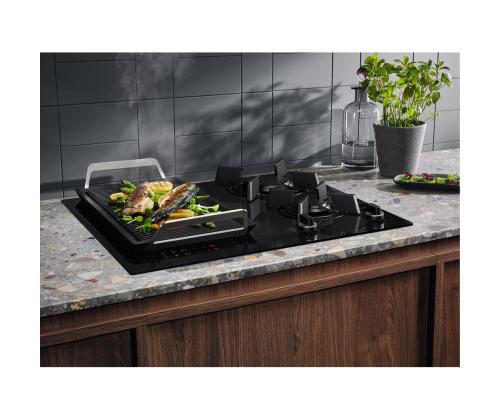 Electrolux, laius 60 cm, must - Integreeritav induktsioon-gaasipliidiplaat