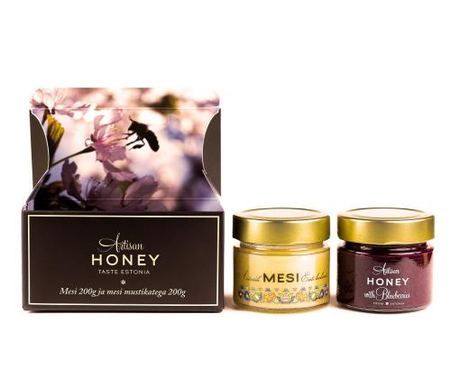 Artisan Honey Õiemesi 200 g + mesi mustikatega 200 g kartongist kinkekarbis